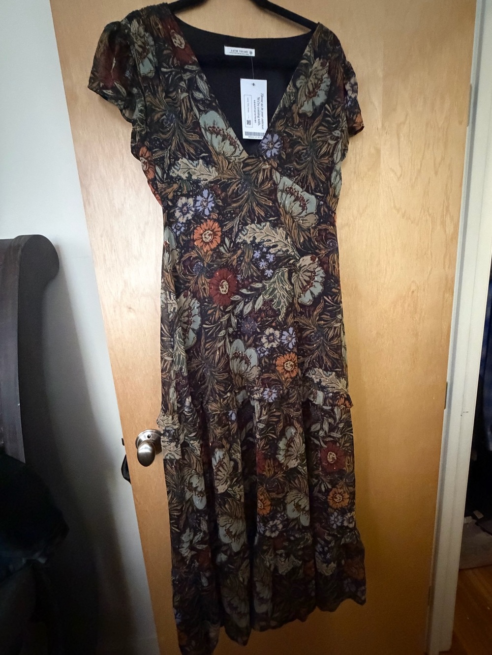 Sundance Floral Paisley Maxi Dress - Picture 4 of 8